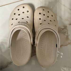 Crocs grade school size 6
